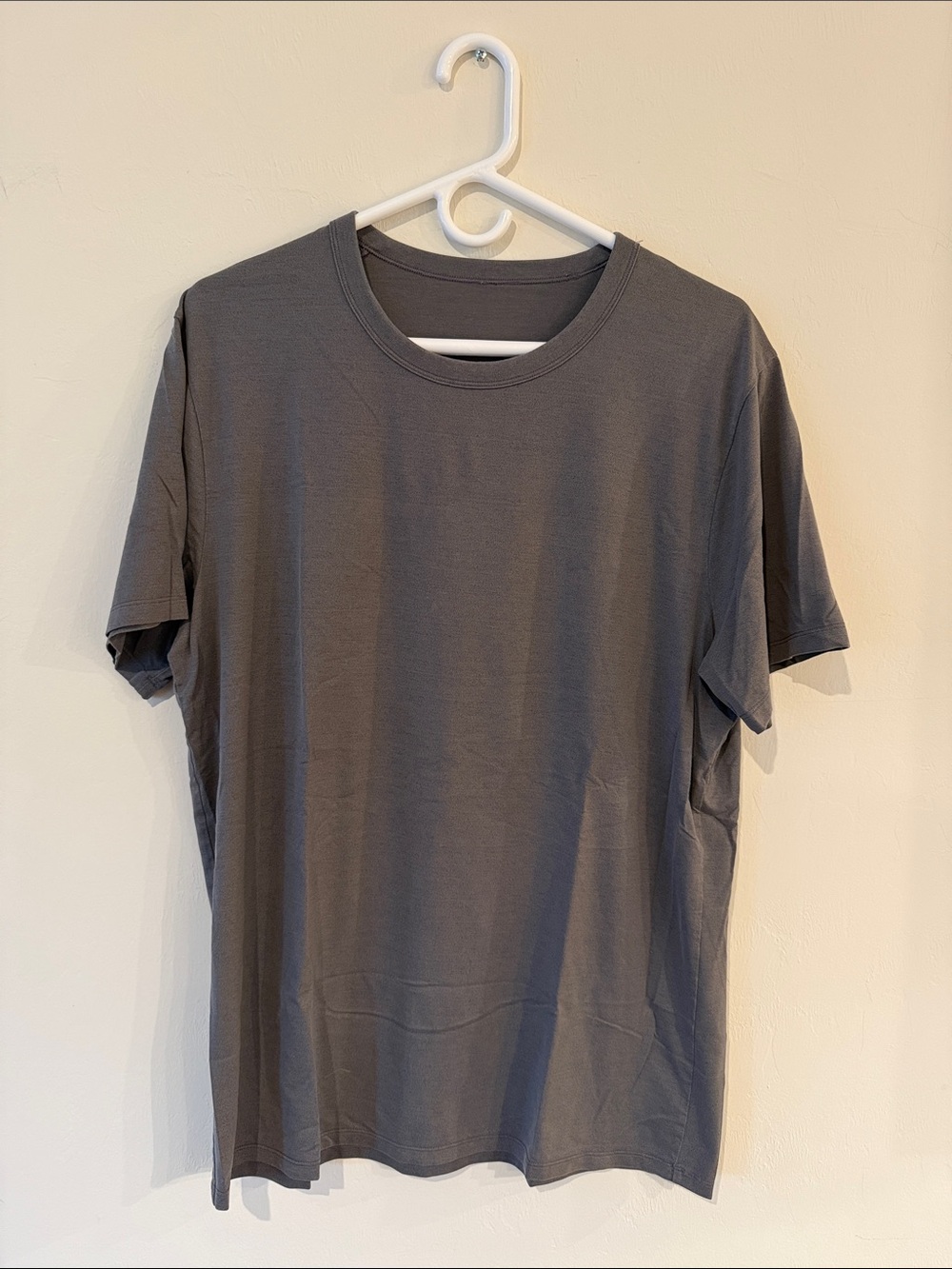 Lululemon T-shirt